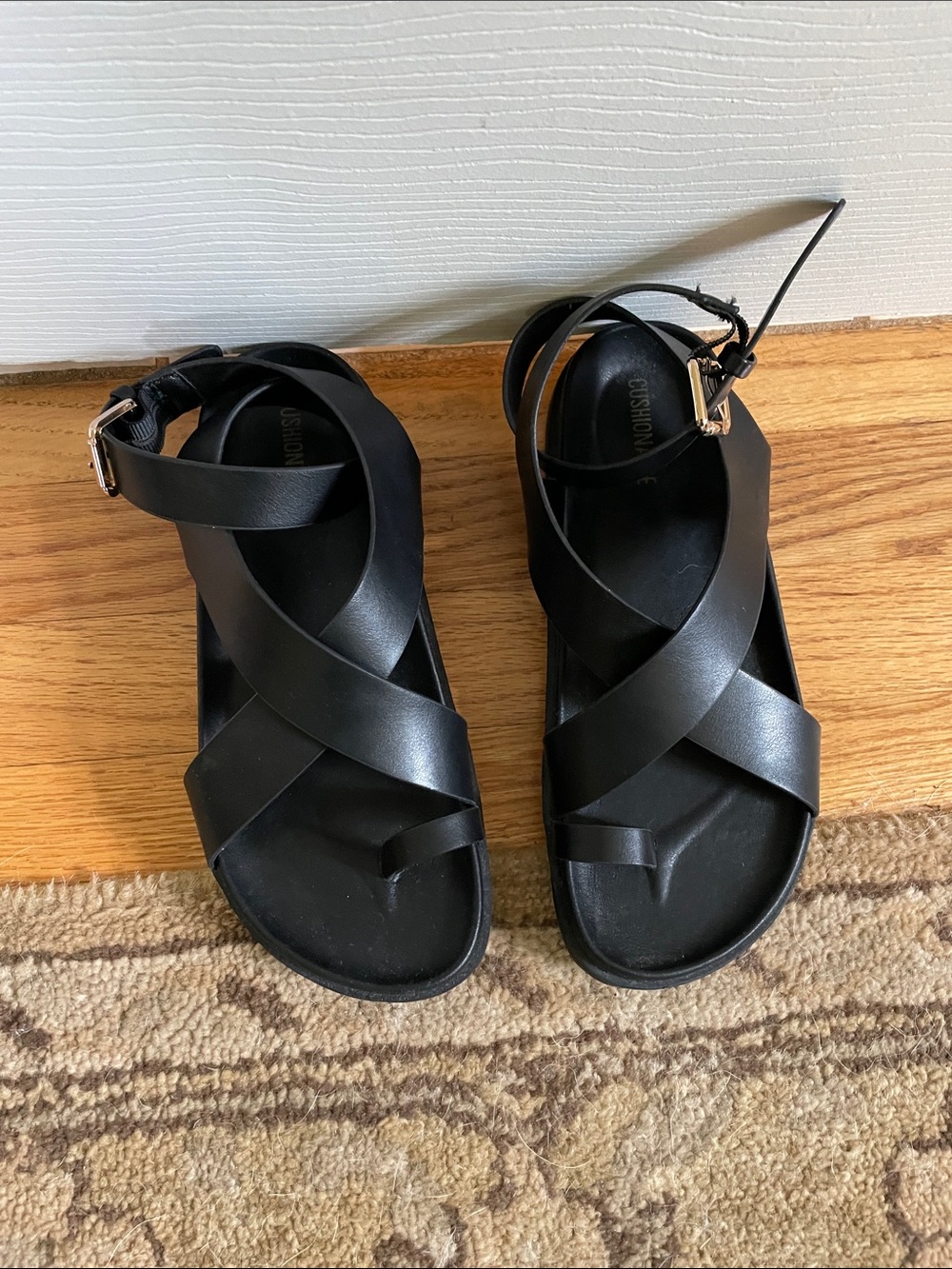 Black Women's Crisscross Ankle Strap Sandals